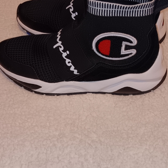 Champion "Rally Pro" slip on sneakers with elastic Champion logo. - Picture 5 of 8